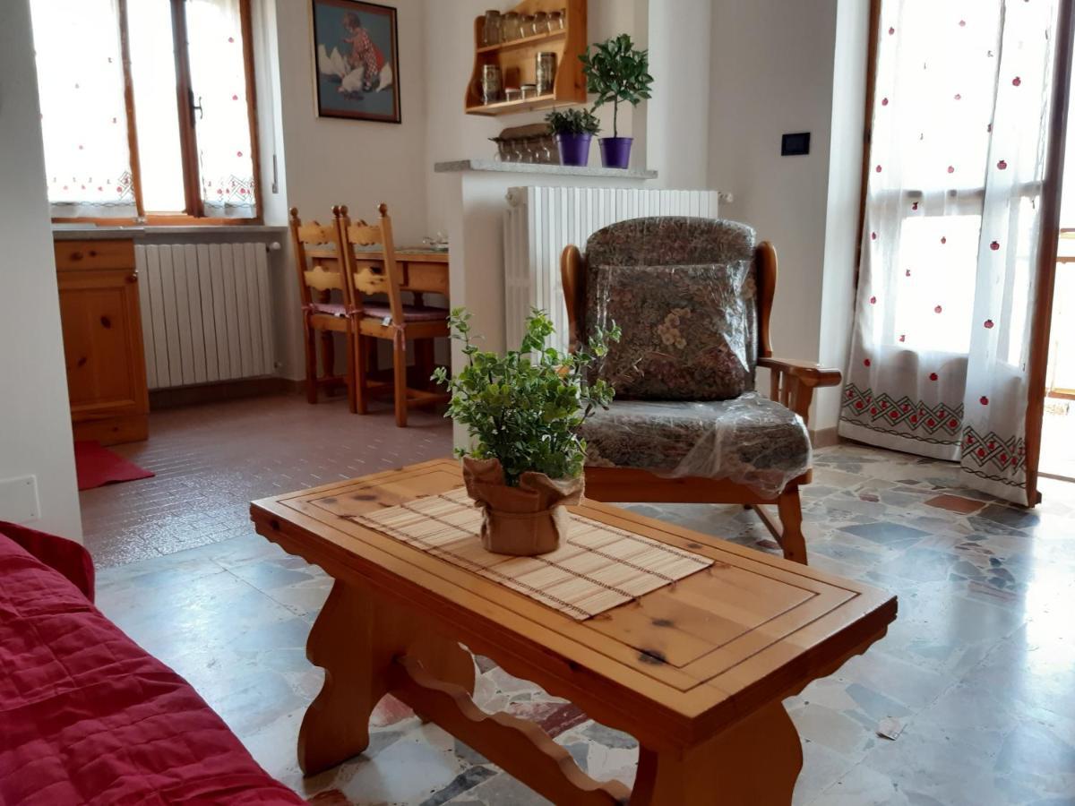 Grazioso Bilocale Merlino, Luminoso Con Vista Santuario, Wifi Giaveno Luaran gambar
