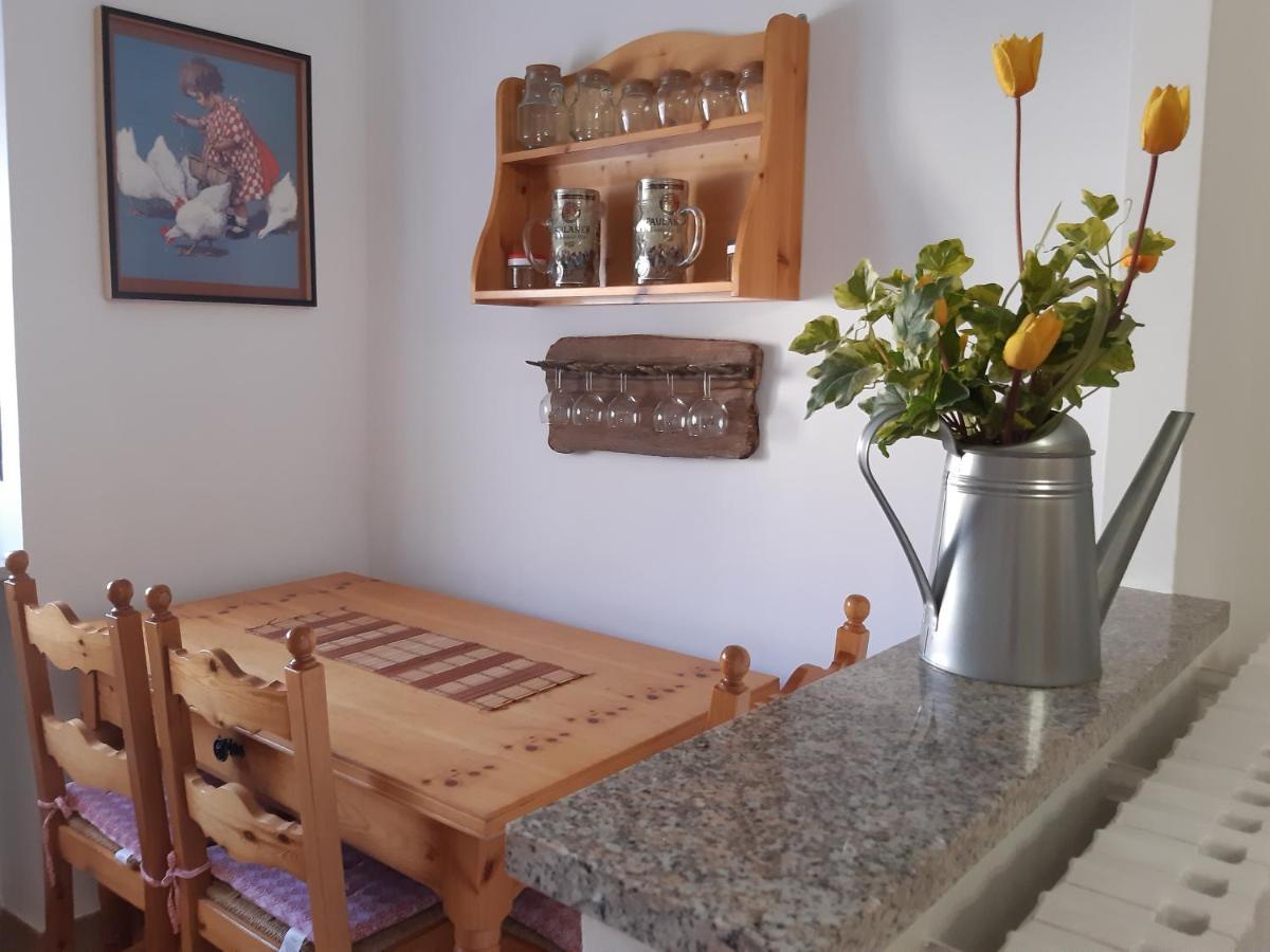 Grazioso Bilocale Merlino, Luminoso Con Vista Santuario, Wifi Giaveno Luaran gambar