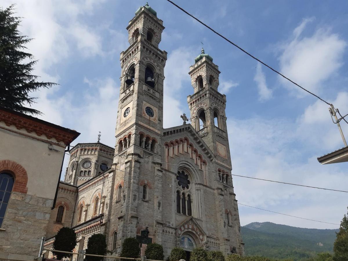 Grazioso Bilocale Merlino, Luminoso Con Vista Santuario, Wifi Giaveno Luaran gambar