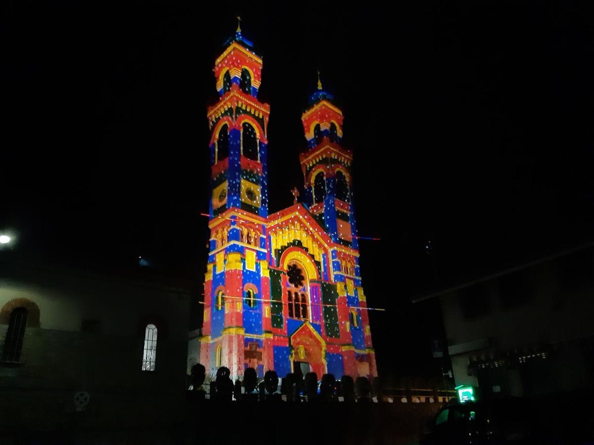 Grazioso Bilocale Merlino, Luminoso Con Vista Santuario, Wifi Giaveno Luaran gambar