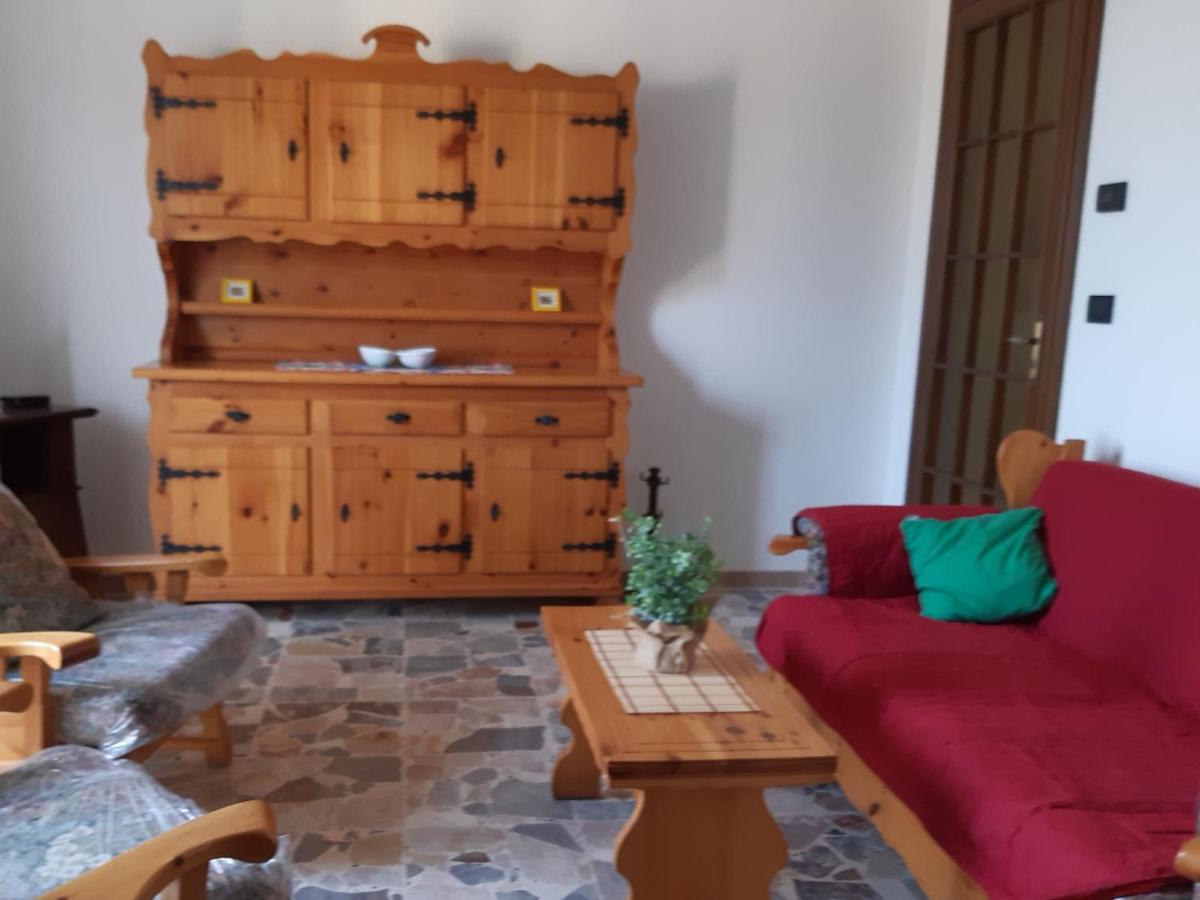Grazioso Bilocale Merlino, Luminoso Con Vista Santuario, Wifi Giaveno Luaran gambar