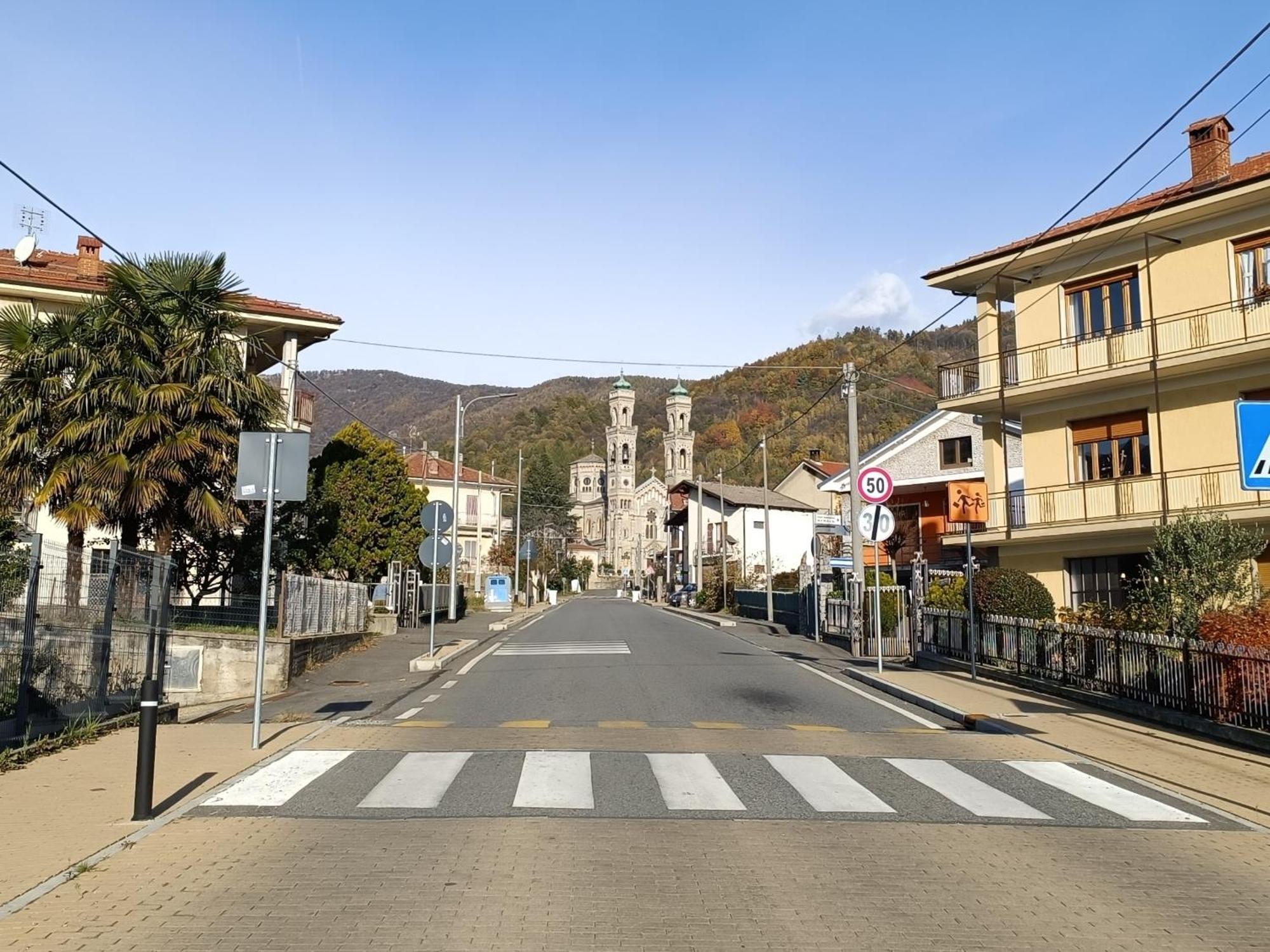 Grazioso Bilocale Merlino, Luminoso Con Vista Santuario, Wifi Giaveno Luaran gambar
