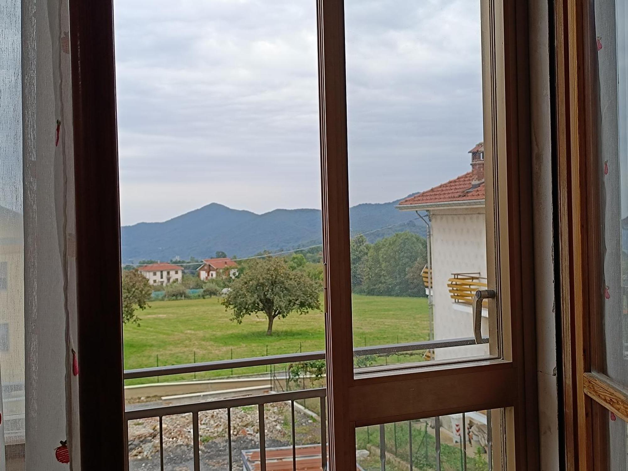 Grazioso Bilocale Merlino, Luminoso Con Vista Santuario, Wifi Giaveno Luaran gambar